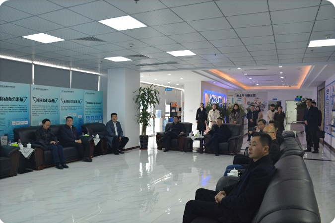 重慶市梁平區(qū)委副書記、區(qū)長蒲繼承，區(qū)委常委付云一行蒞臨揚(yáng)升公司考察指導(dǎo)